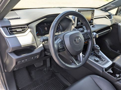 Used 2021 Toyota RAV4 XSE AWD/4WD image 15