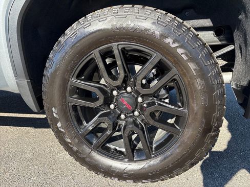 New 2026 GMC Sierra 1500 Elevation w/ LPO, Elevation Black Package image 49