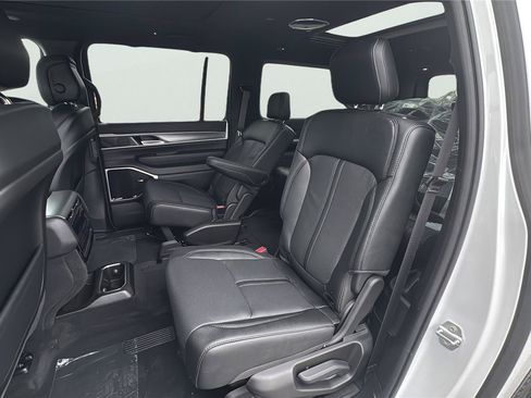 New 2026 Jeep Grand Wagoneer L Limited AWD/4WD image 12