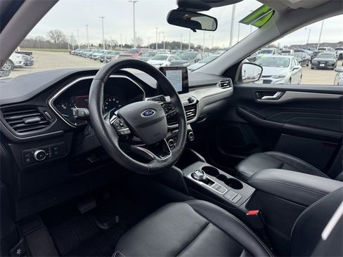 Used 2021 Ford Escape SEL image 17