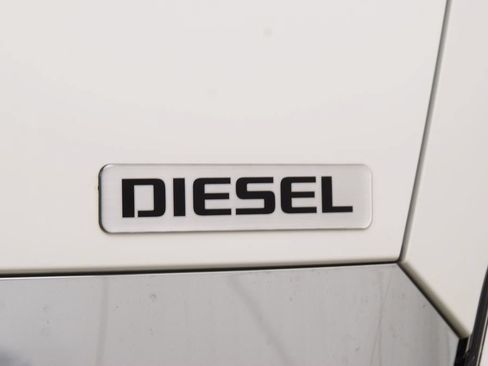 Used 2025 Chevrolet Low Cab Forward 5500XD RWD image 8