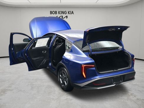 New 2026 Kia K4 FWD image 4