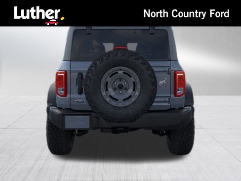 New 2025 Ford Bronco 4-Door image 5