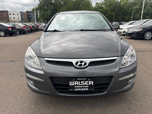 Used 2009 Hyundai Elantra w/ Premium-Sport Pkg 2 FWD image 2