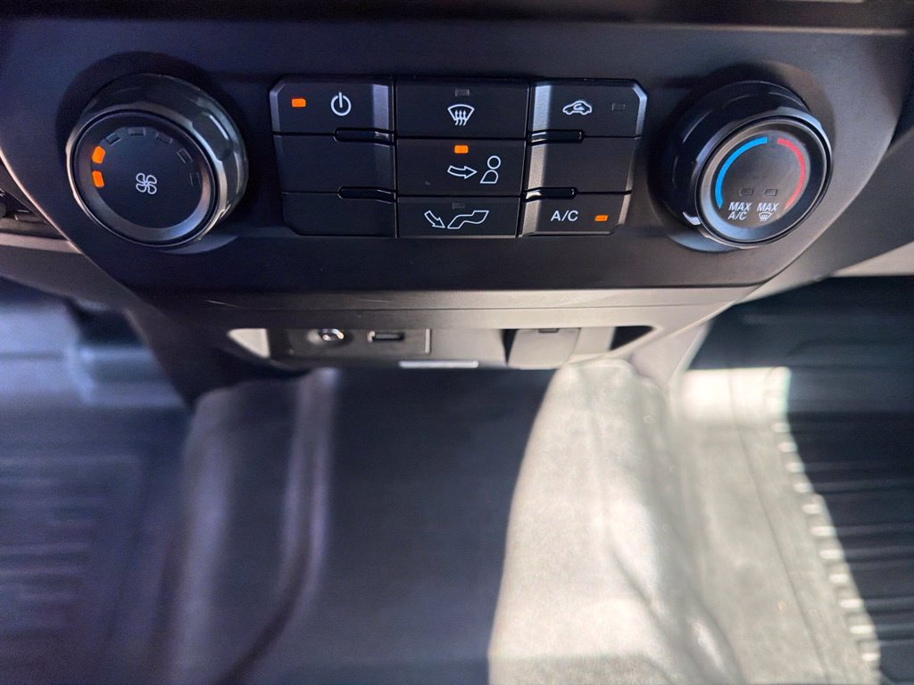 Used 2015 Ford F150 XL w/ Equipment Group 101A Mid RWD image 25