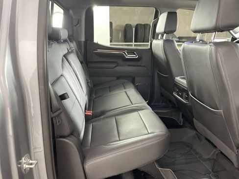 Used 2025 Chevrolet Silverado 1500 LT Trail Boss w/ LT Trail Boss Premium Package image 26