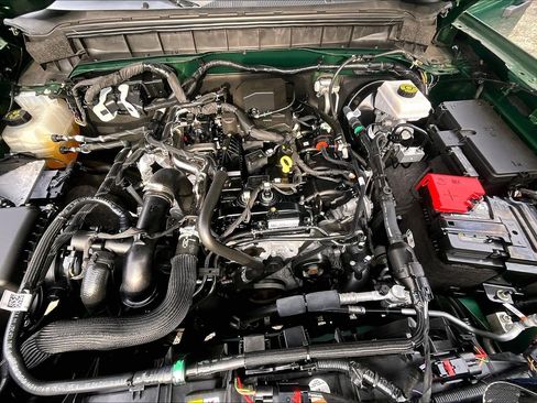 Used 2024 Ford Bronco Big Bend image 9