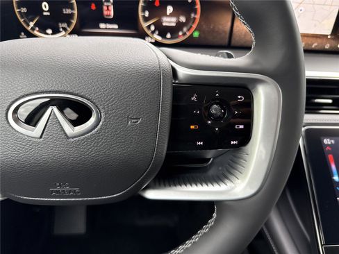 New 2026 INFINITI QX80 Luxe w/ Cargo Package image 14