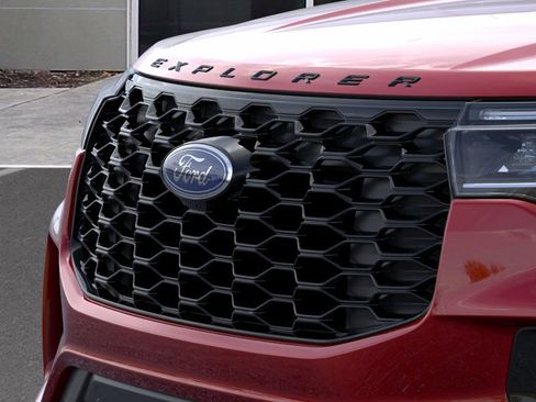 New 2025 Ford Explorer ST-Line image 17