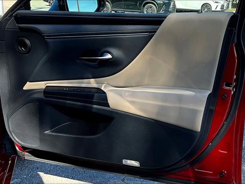 Used 2021 Lexus ES 350 w/ Premium Package image 26