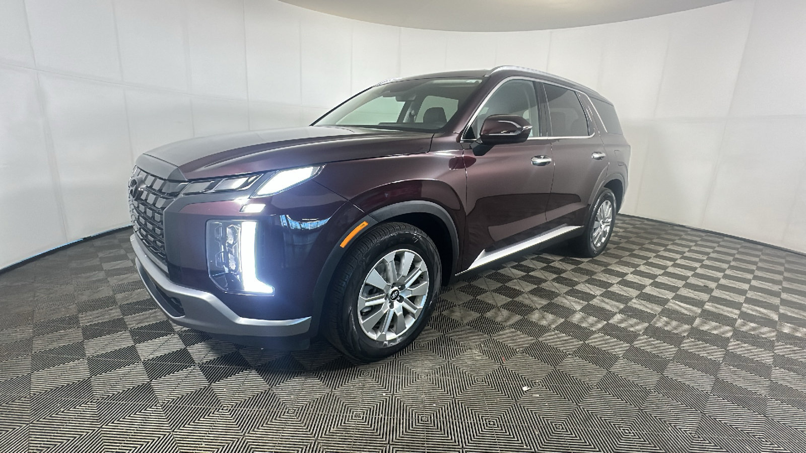 Used 2024 Hyundai Palisade SEL FWD image 7