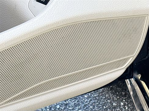 Used 2013 Volkswagen Passat 2.5 SE image 19