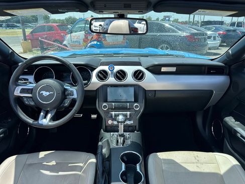 Used 2017 Ford Mustang Premium RWD image 14