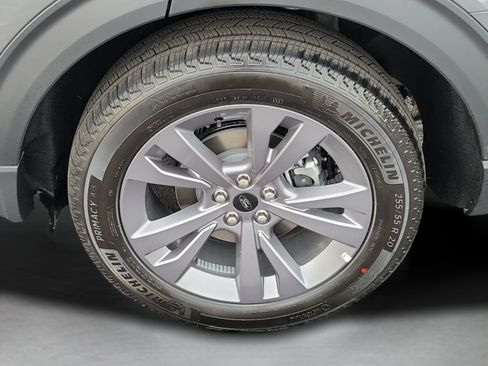 New 2026 Ford Explorer Active w/ Active Comfort Package AWD/4WD image 32