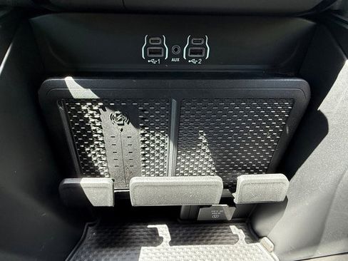 Used 2025 RAM 1500 Big Horn AWD/4WD image 26