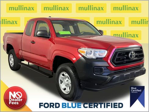 Used 2020 Toyota Tacoma SR image 1