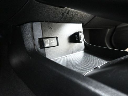 Used 2020 Honda Civic Touring image 26