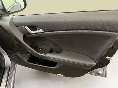 Used 2013 Acura TSX Sedan image 32