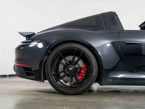 Used 2024 Porsche 911 Targa 4 GTS w/ Premium Package image 10