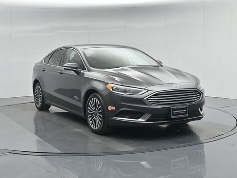 Used 2018 Ford Fusion Energi SE image 54