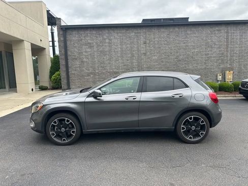 Used 2018 Mercedes-Benz GLA 250 4MATIC image 8
