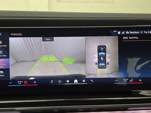 New 2026 BMW i7 xDrive60 w/ Executive Package image 18