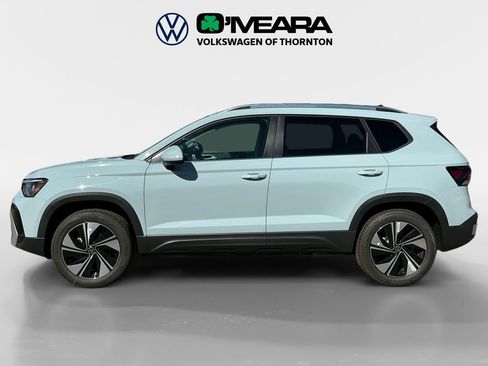New 2025 Volkswagen Taos SE image 2