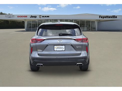 Used 2021 INFINITI QX50 Pure AWD/4WD image 4