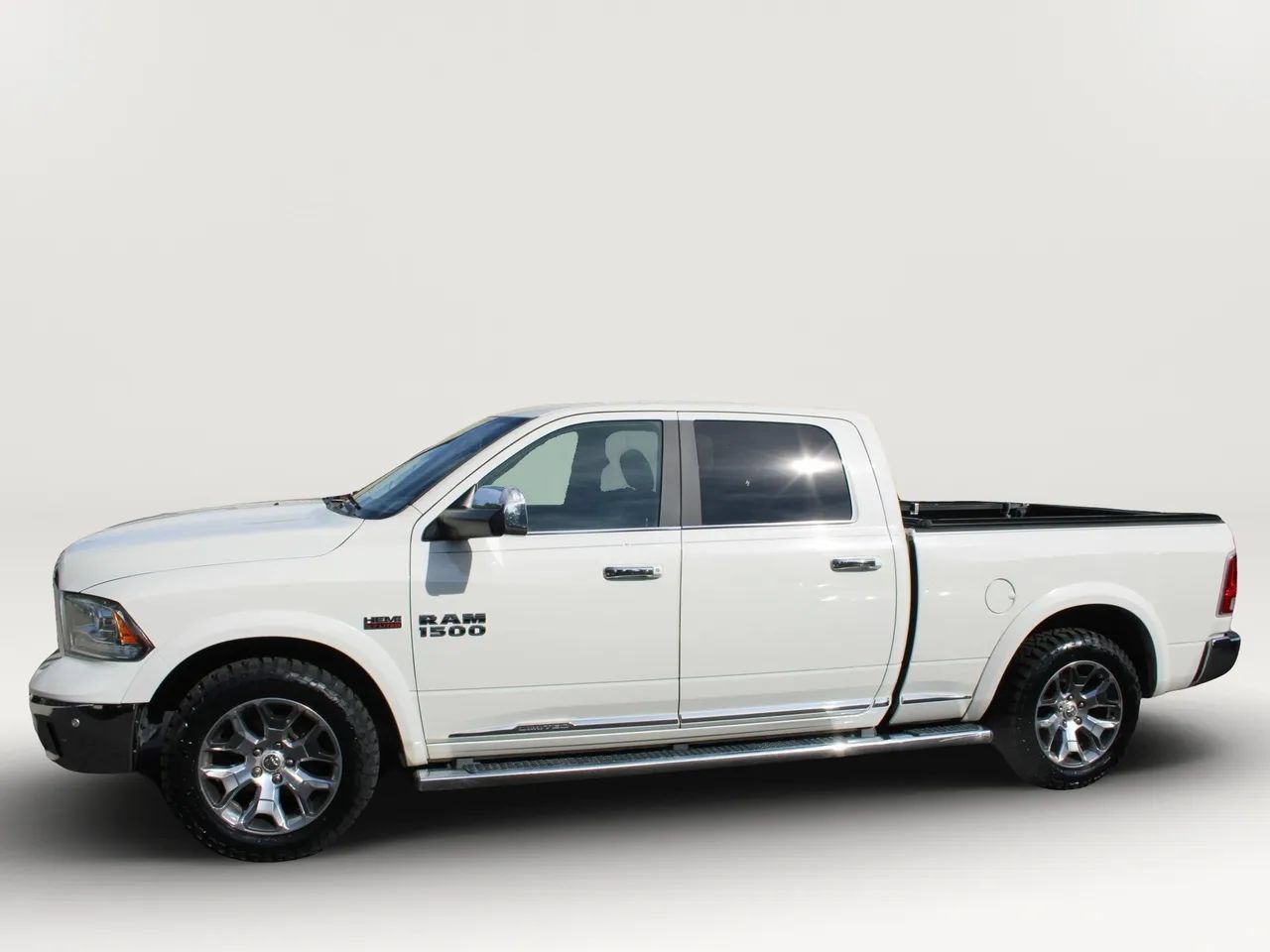 Used 2017 RAM 1500 Limited AWD/4WD image 5