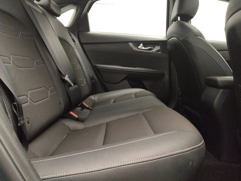 Used 2023 Kia Forte GT-Line w/ GT-Line Premium Package FWD image 19