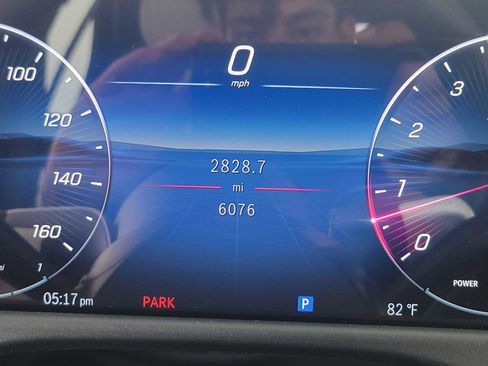 Used 2025 Mercedes-Benz E 350 Sedan image 27