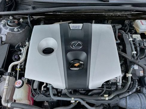 Used 2019 Lexus ES 300h w/ Premium Package image 31