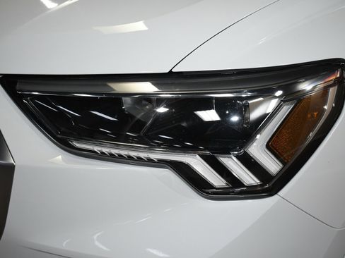 Used 2021 Audi Q3 2.0T Premium Plus w/ Premium Plus Package image 57