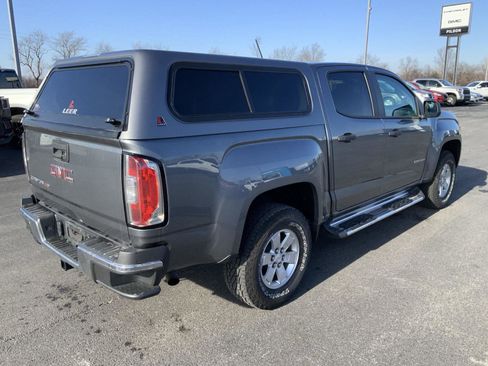 Used 2019 GMC Canyon 2WD Crew Cab w/ Convenience Package image 9