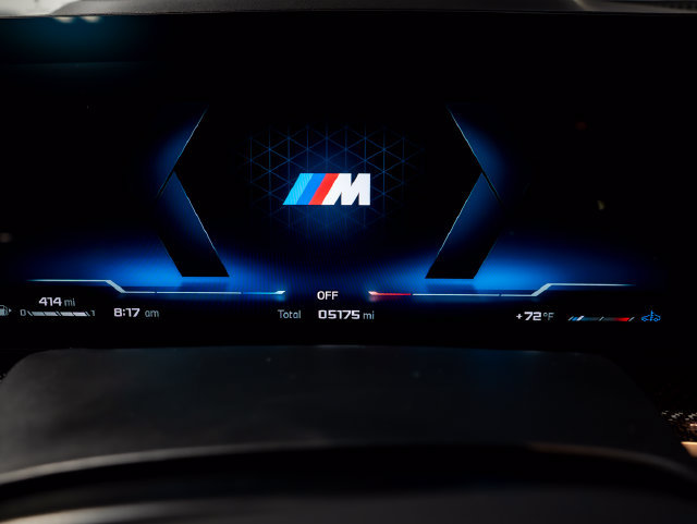 Used 2026 BMW X6 M60i w/ Executive Package AWD/4WD image 17