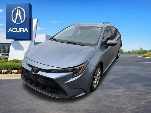 Used 2021 Toyota Corolla LE w/ Carpet Mat Package (TMS) FWD image 16