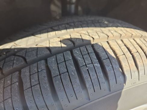 New 2026 Chrysler Pacifica Select image 38