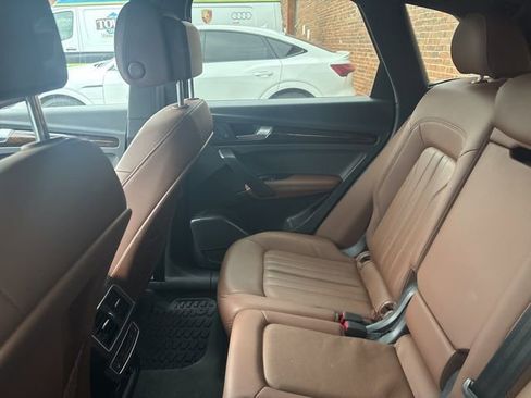 Used 2019 Audi Q5 2.0T Premium Plus w/ Premium Plus Package image 5