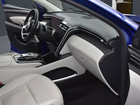Used 2023 Hyundai Tucson Limited image 16