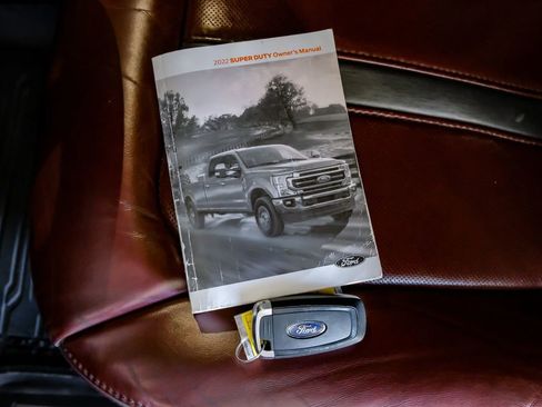 Used 2022 Ford F450 Platinum w/ FX4 Off-Road Package image 68