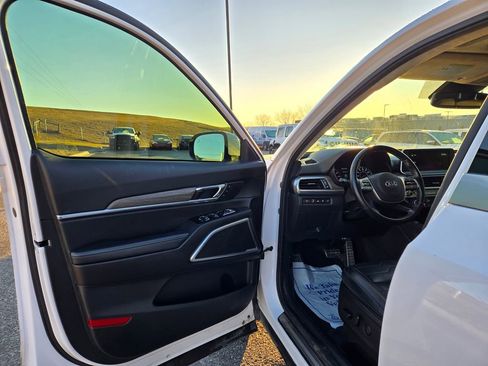Used 2021 Kia Telluride SX w/ SX Prestige Package image 11