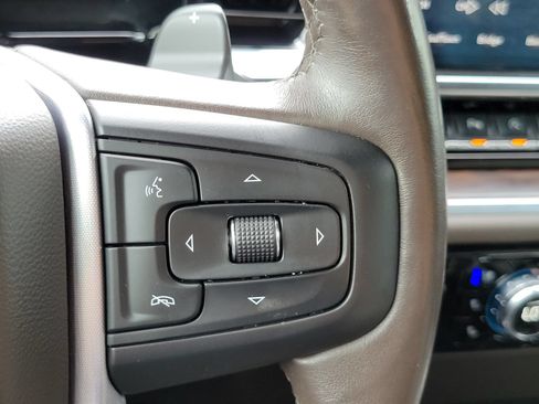 Used 2022 GMC Sierra 1500 SLT w/ SLT Convenience Package AWD/4WD image 18