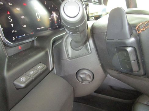 New 2026 GMC Sierra 1500 AT4 w/ AT4 Premium Package image 35