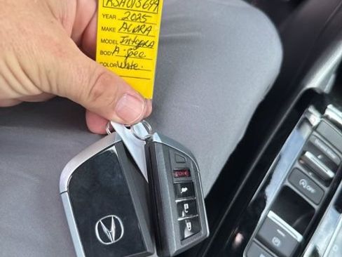 Used 2025 Acura Integra A-Spec image 4