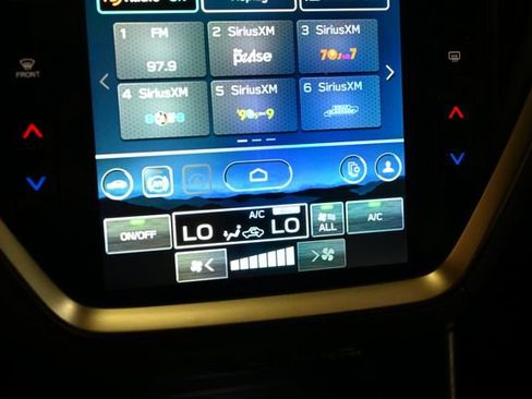 Used 2025 Subaru Crosstrek 2.0i Premium AWD/4WD image 34