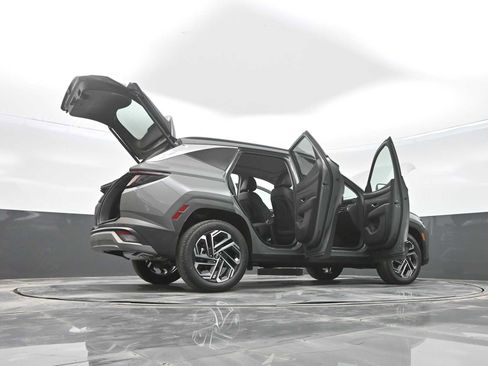New 2026 Hyundai Tucson Limited image 42