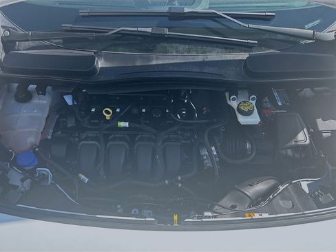 Used 2019 Ford Transit Connect XL image 28