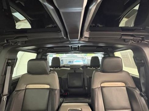 Used 2025 GMC Hummer EV 2X AWD/4WD image 28
