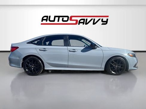 Used 2024 Honda Civic Sport image 8