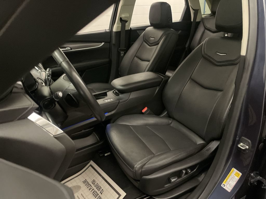 Used 2019 Cadillac XT5 Luxury AWD/4WD image 14